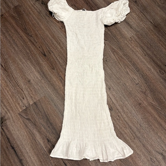 Ally Fashion White Off-Shoulder Midi Dress Small Medium - Picture 3 of 5